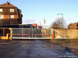 port03 LRG port03 LRG