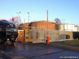 port05 LRG port05 LRG